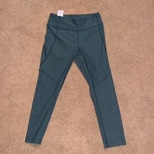 Outdoor Voices NWT Leggings Size medium